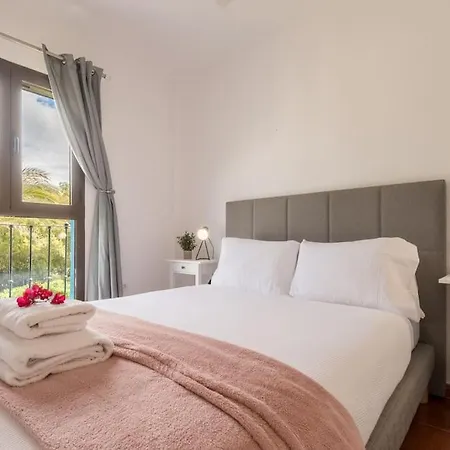 Los Cortijo Family Townhouse
